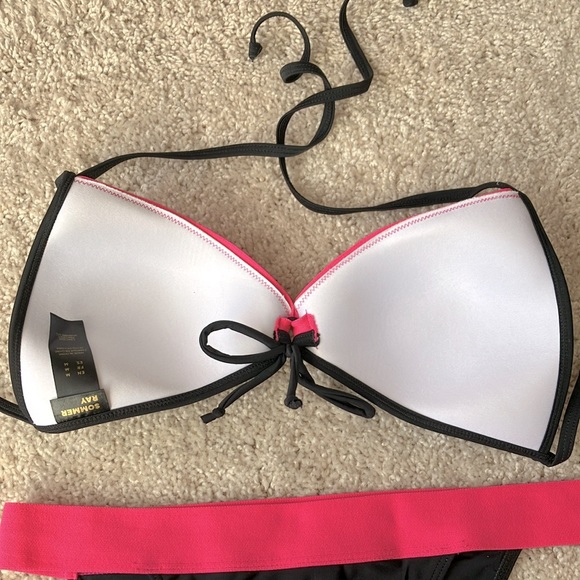 Sommer Ray | Bikini - Picture 5 of 8